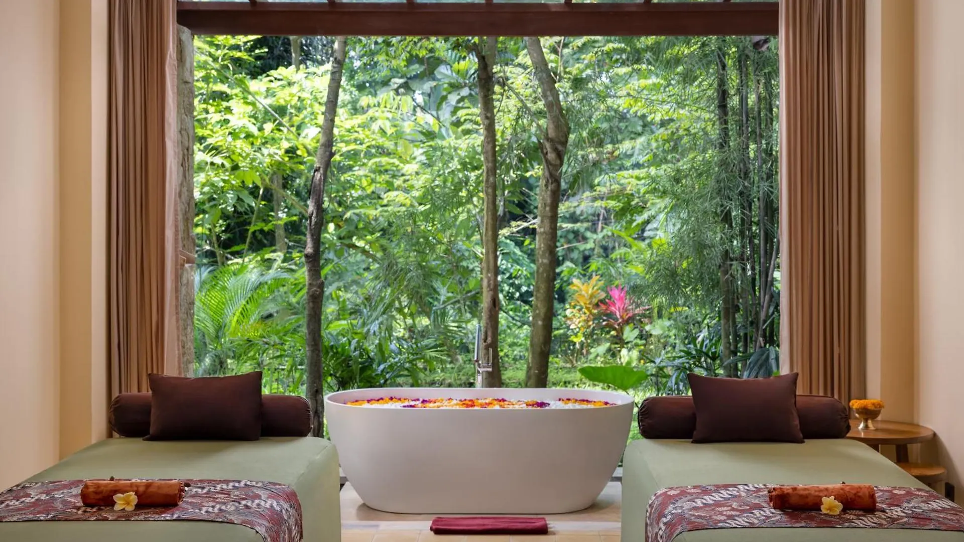 Adiwana Suweta Hotel Ubud  5*, Ubud (Bali) Indonesia