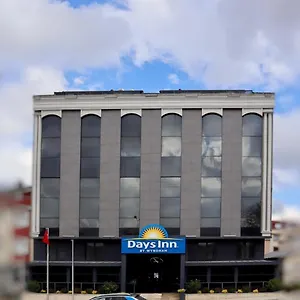 *** Отель Days By Wyndham Arnavutkoy Турция